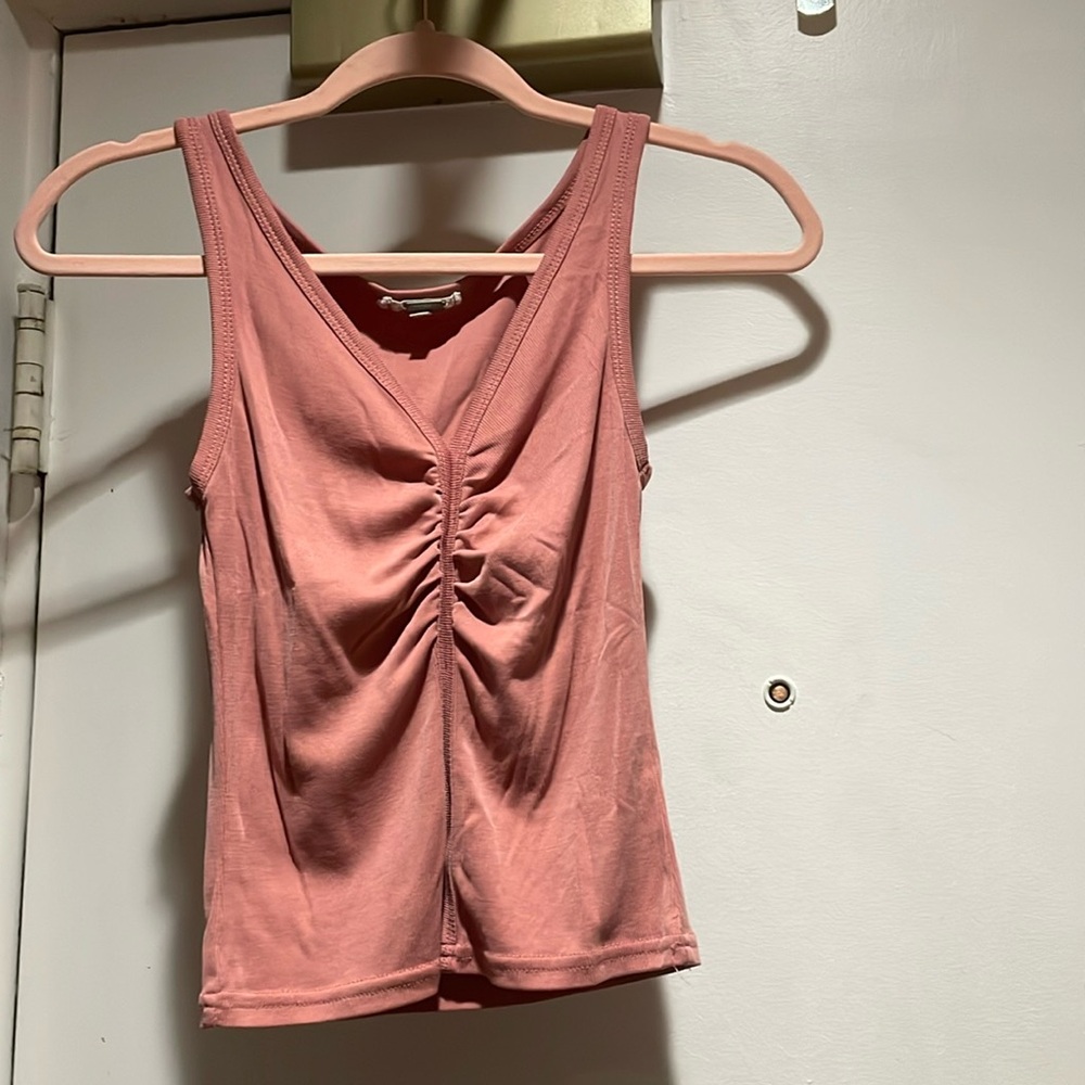 Gimmicks tank top